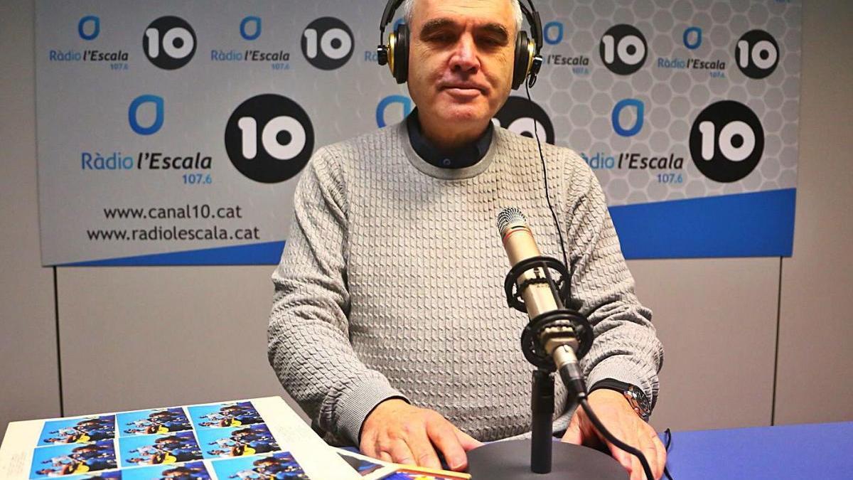 Joan Brugués en els estudis de Ràdio l&#039;Escala