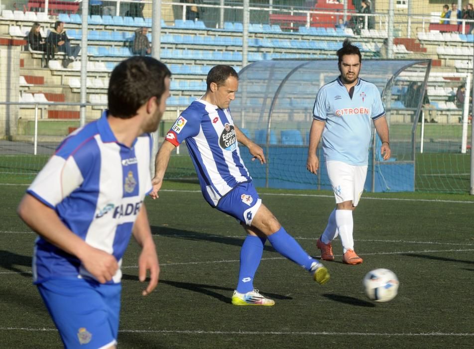 Veteranos del Dépor refuerzan un derbi de peñistas