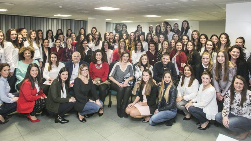 Las candidatas a Bellea del Foc y a Damas del Fuego de las Hogueras 2017 conocen al jurado