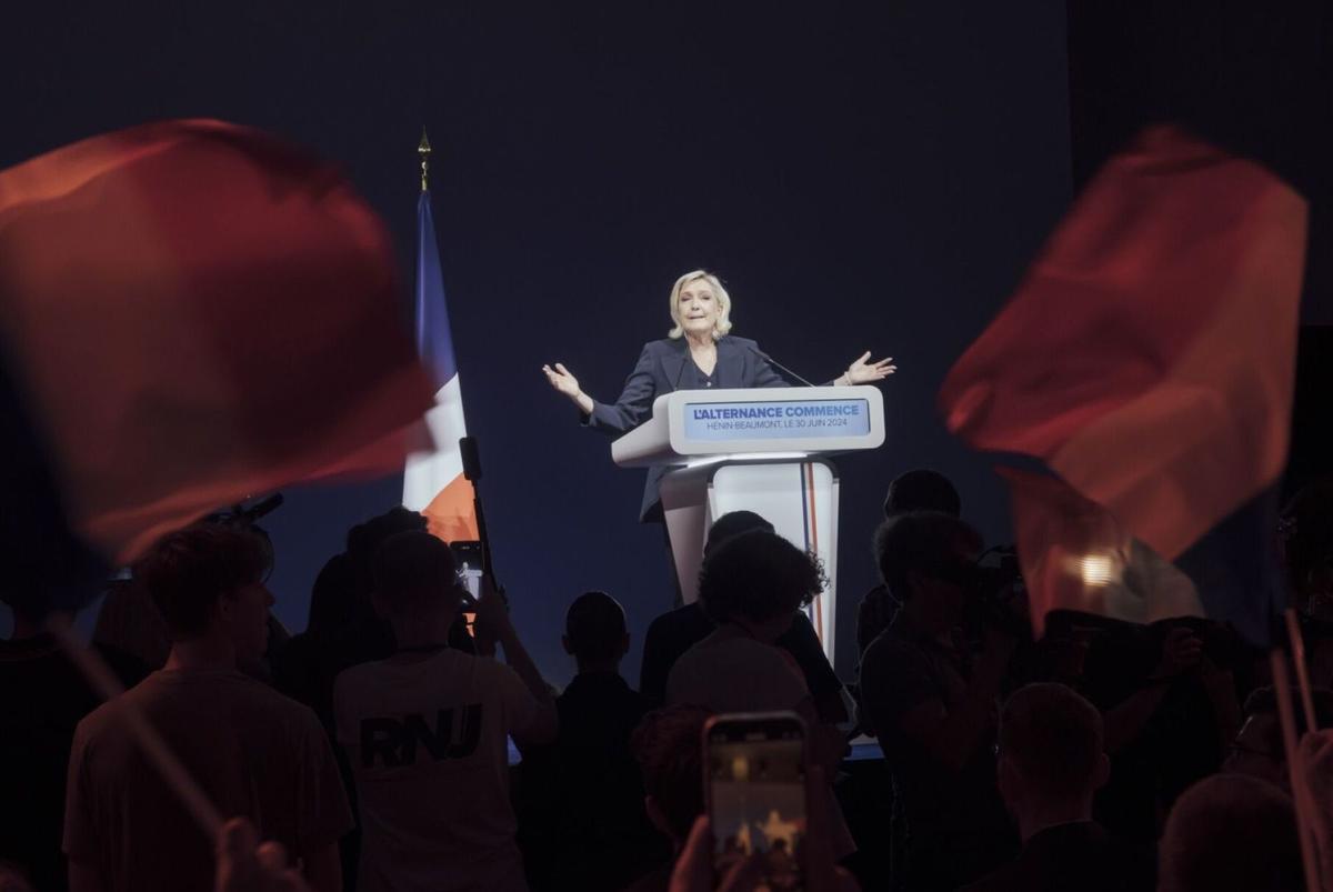 L’extrema dreta guanya a França  i les esquerres superen Macron