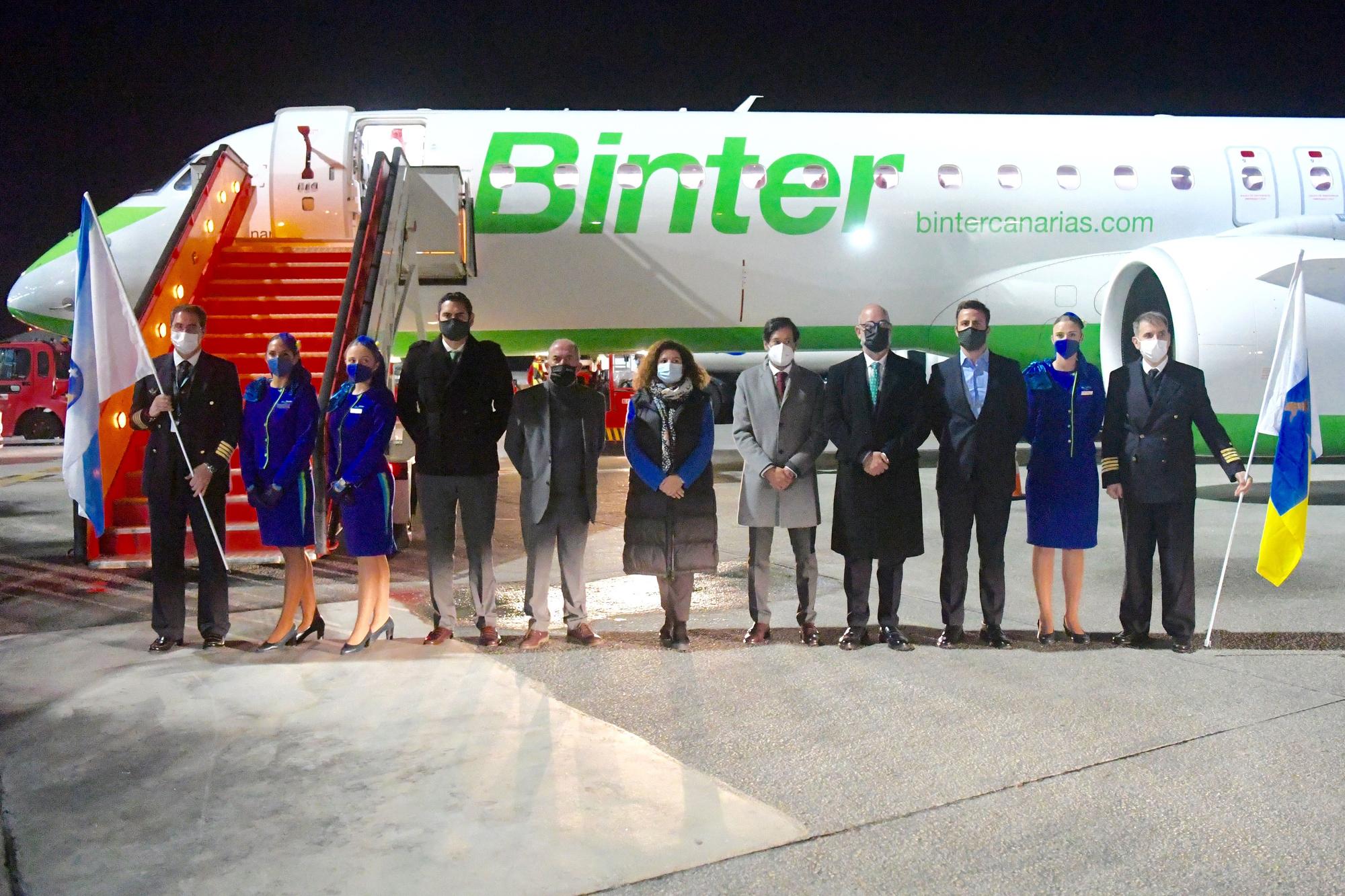 Binter estrena su vuelo directo entre A Coruña y Canarias