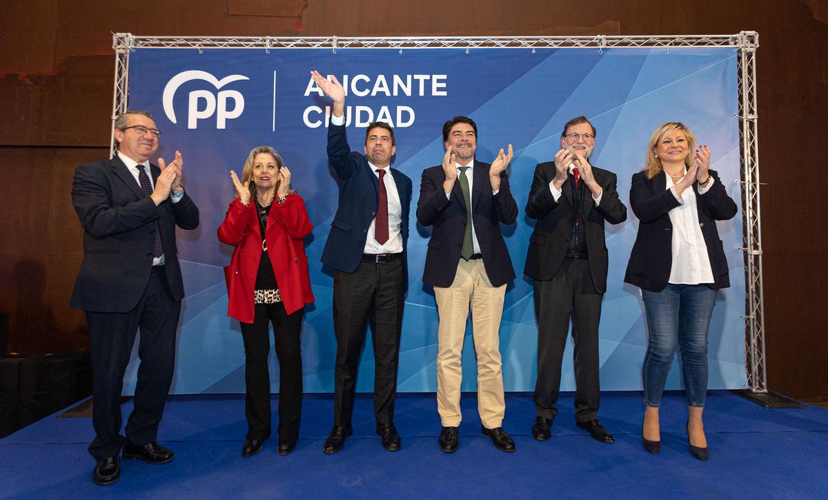 Rajoy apadrina a Luis Barcala