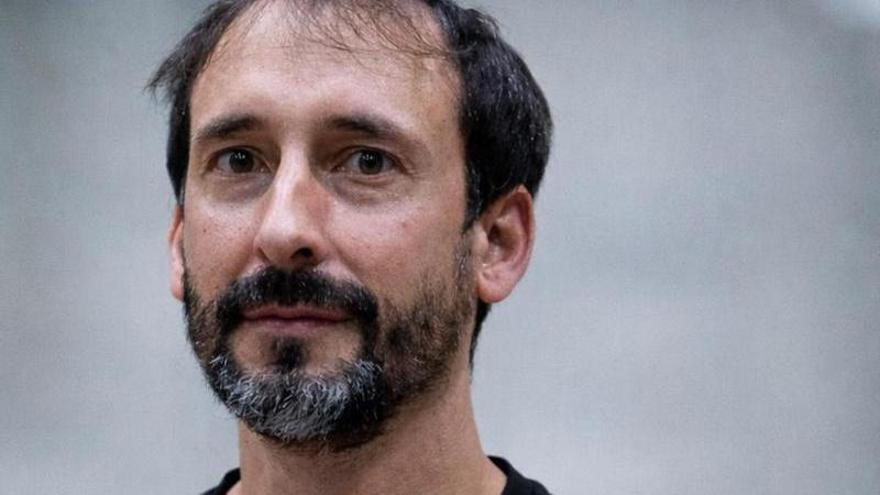 Carlos García se estrena al frente del Contazara en un duelo clave en Málaga