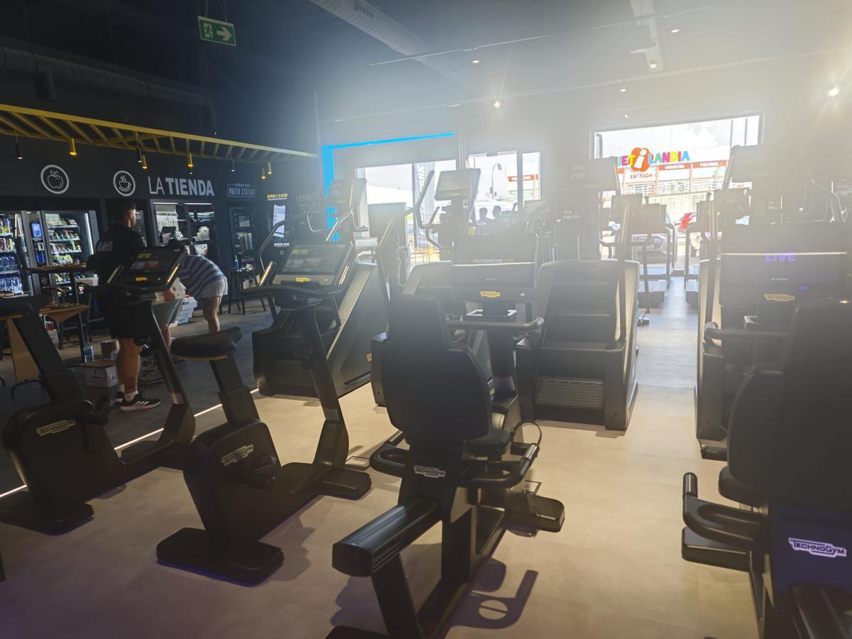 El gimnasio Fitness Park abre sus puertas El gimnasio Fitness Park abre sus puertas