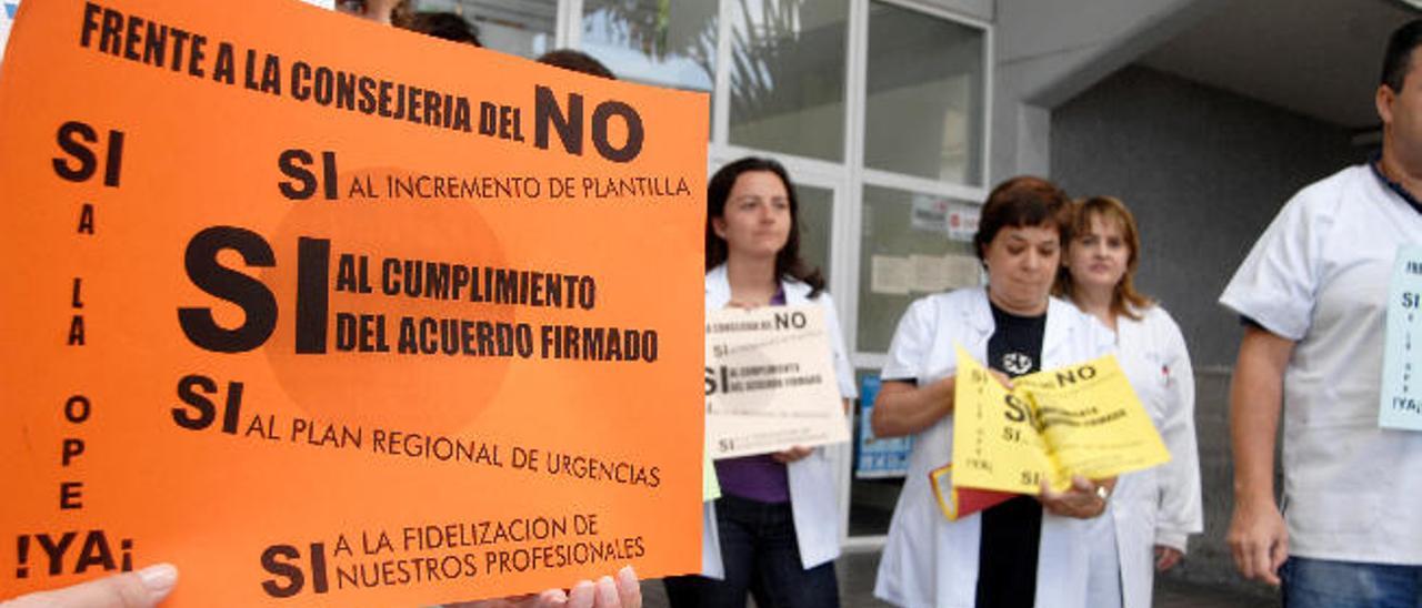 Protesta de personal sanitario en la capital grancanaria.