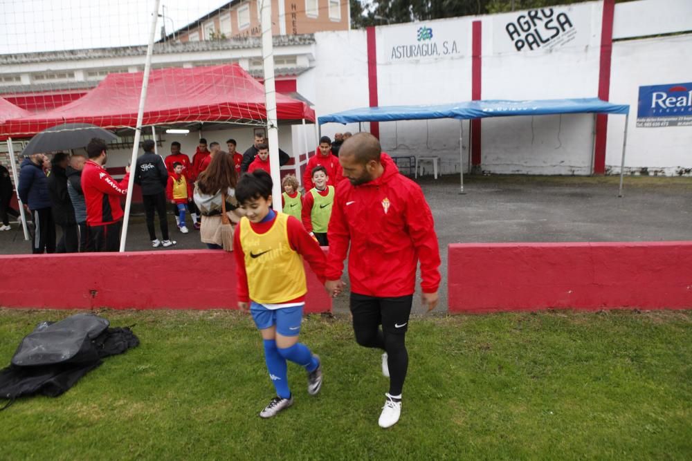 Entrenamiento del Sporting en Navia