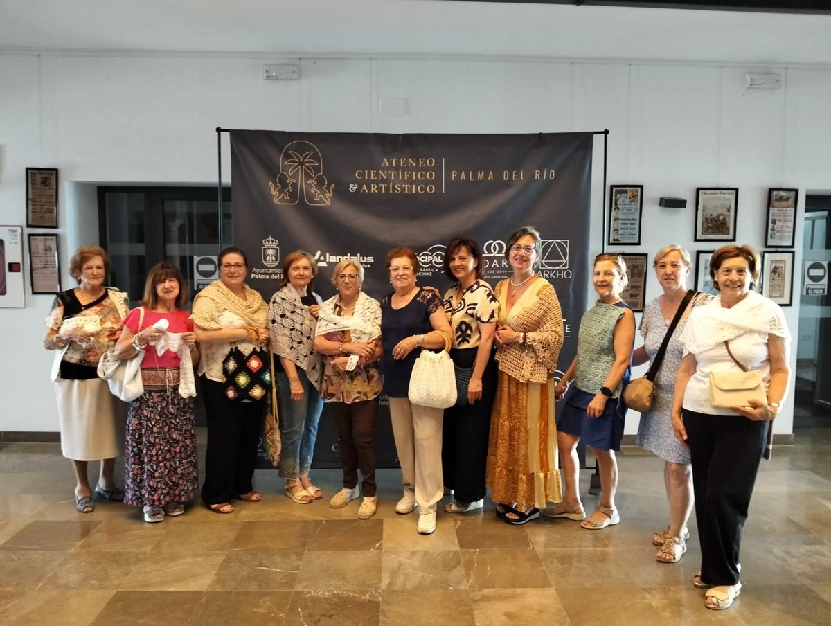 Algunas de las mujeres que forman parte de la asociación.
