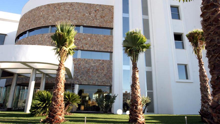 Vista exterior del hotel Aguas de Ibiza de Santa Eulària.