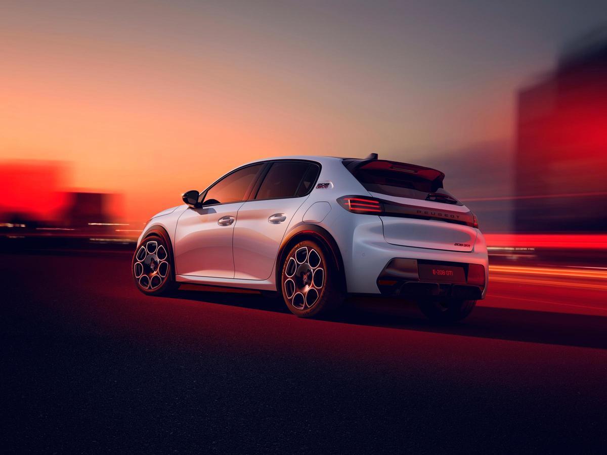 El nuevo Peugeot E-208 GTi es el modelo más potente y con mejor rendimiento del segmento B