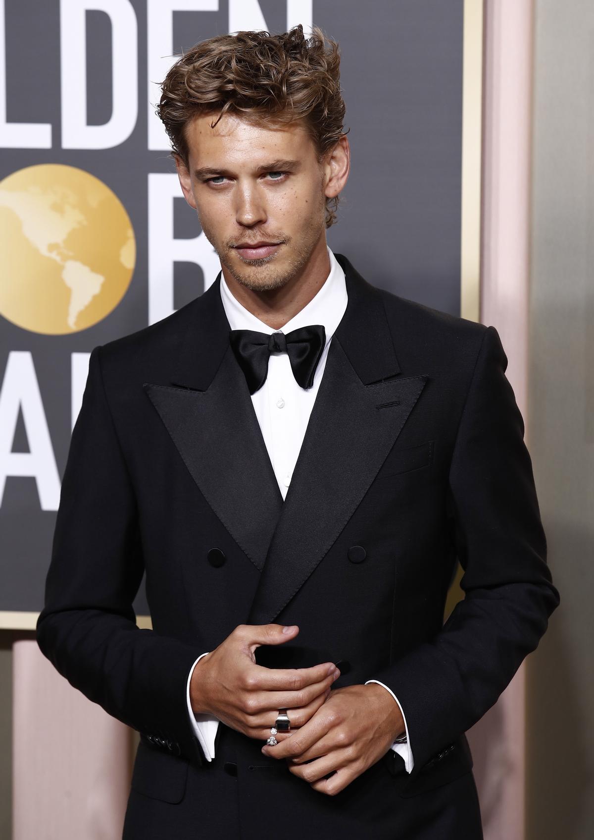 Beverly Hills (United States), 10/01/2023.- Austin Butler arrives for the 80th annual Golden Globe Awards ceremony at the Beverly Hilton Hotel, in Beverly Hills, California, USA, 10 January 2023. Artists in various film and television categories are awarded Golden Globes by the Hollywood Foreign Press Association. (Estados Unidos) EFE/EPA/CAROLINE BREHMAN