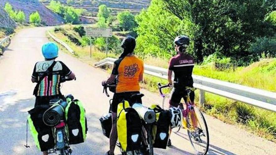 El proyecto de Rural Forks plantea un recorrido en bicicleta de diez días por los pueblos de Aragón y Castilla y León.