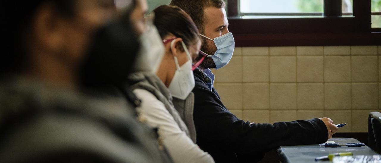 Aspirantes de la oposición de profesores de Secundaria celebrada el pasado año en Canarias.