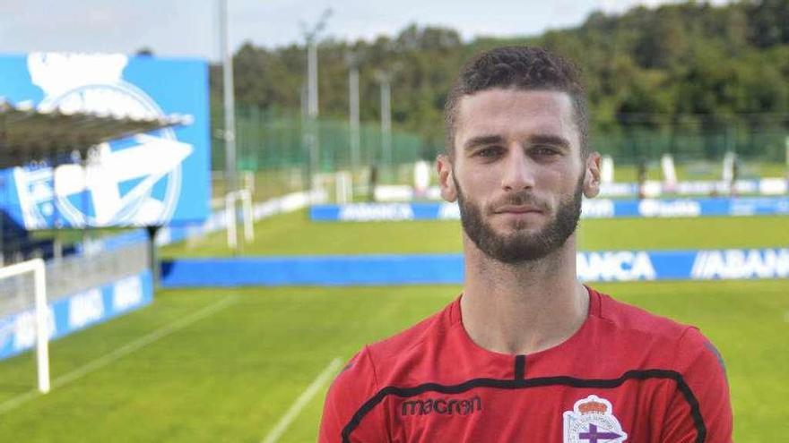 Domingos Duarte, defensa del Deportivo, en la ciudad deportiva de Abegondo.