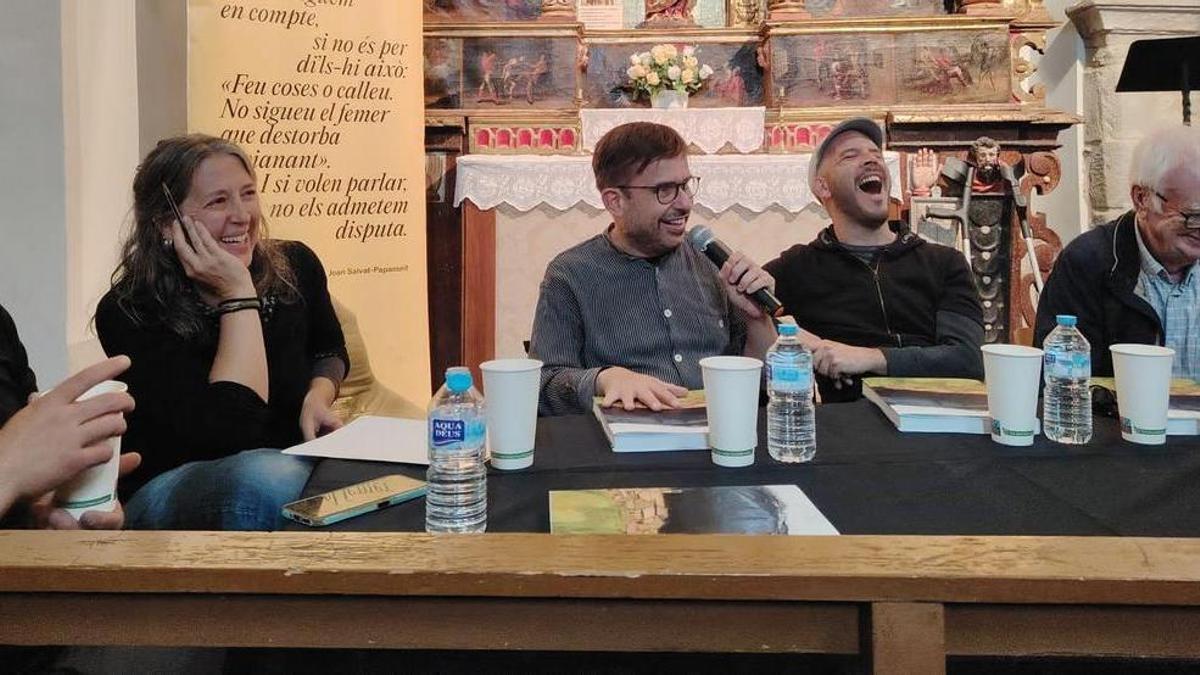 La presentació del llibre sobre els 25 anys de la Fornal