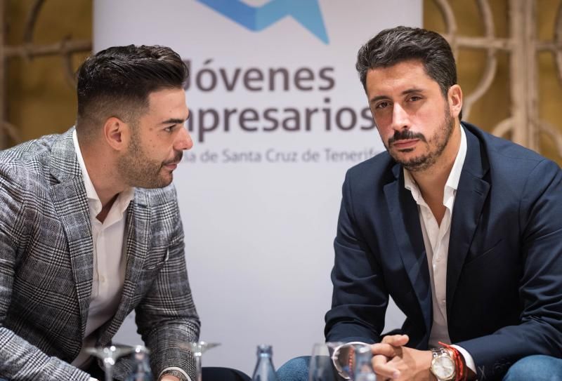 El alcalde de La Laguna con Jóvenes Empresarios