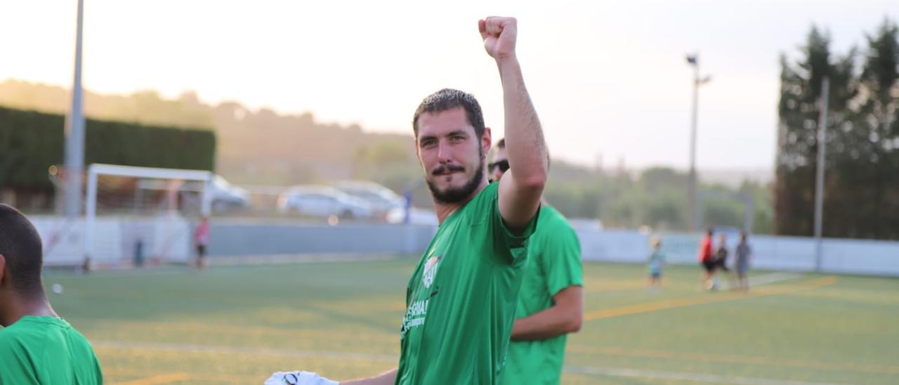 L&#039;entrenador celebrant l&#039;ascens