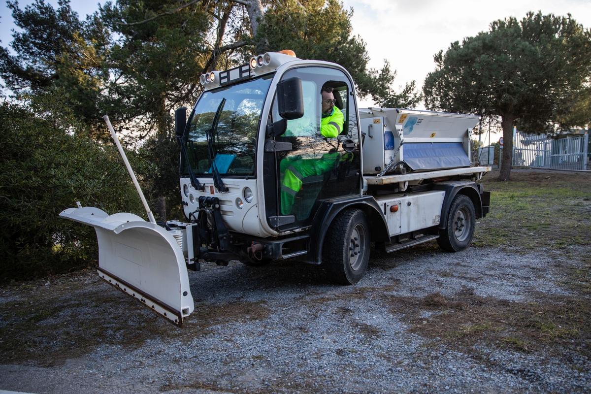 Barcelona prepara 25 quitanieves por si nieva en las próximas horas