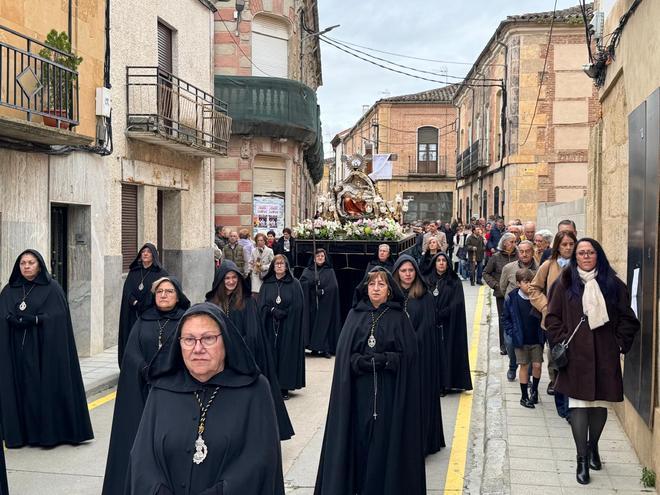 GALERÍA | Procesión de la Pasión en la tarde del Jueves Santo en Fuentesaúco