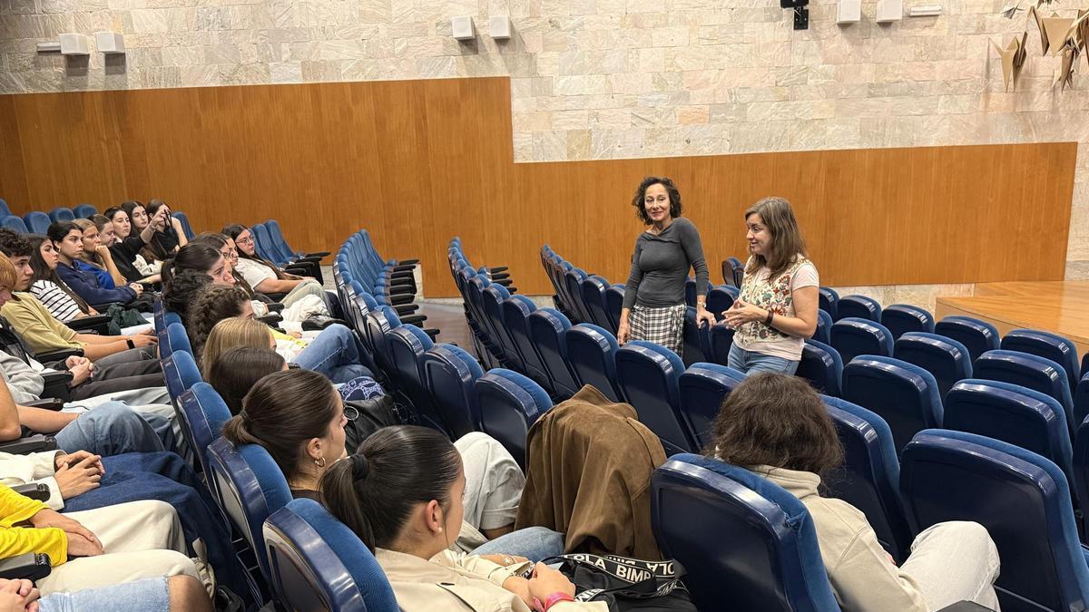 Presentación del documental en la UDC.