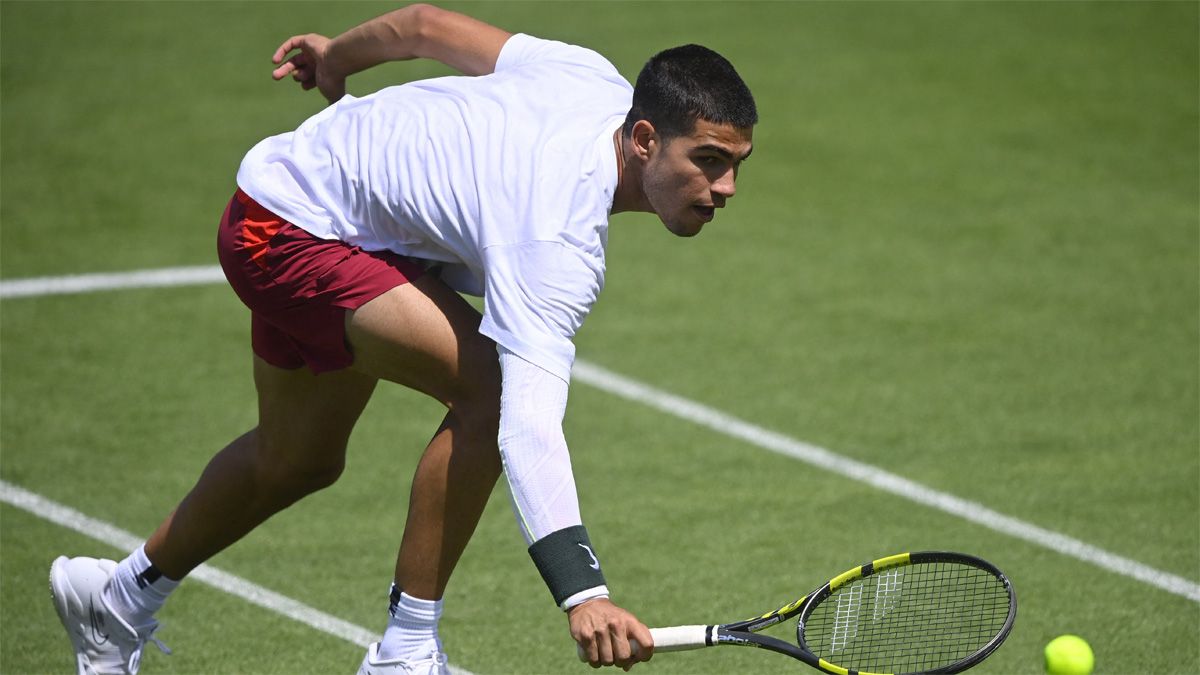 Carlos Alcaraz debuta en Wimbledon 2022