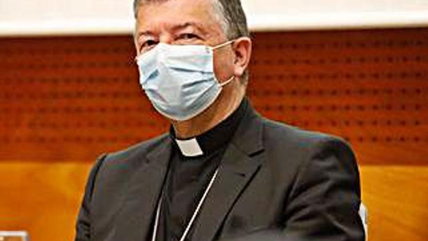 Monseñor Martínez Camino, sobre la ley de eutanasia: “Quitar la vida es homicidio”