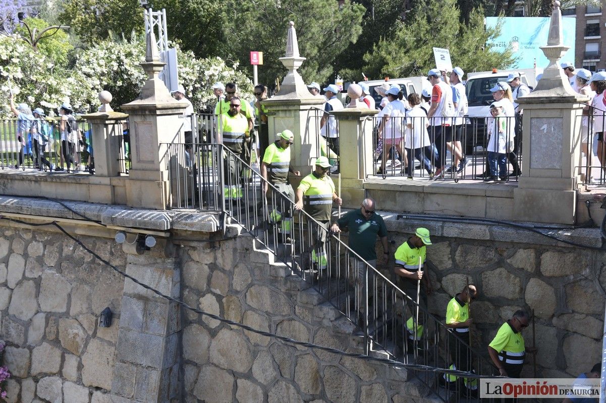 Todas las imágenes del reto de limpieza del río Segura en Murcia