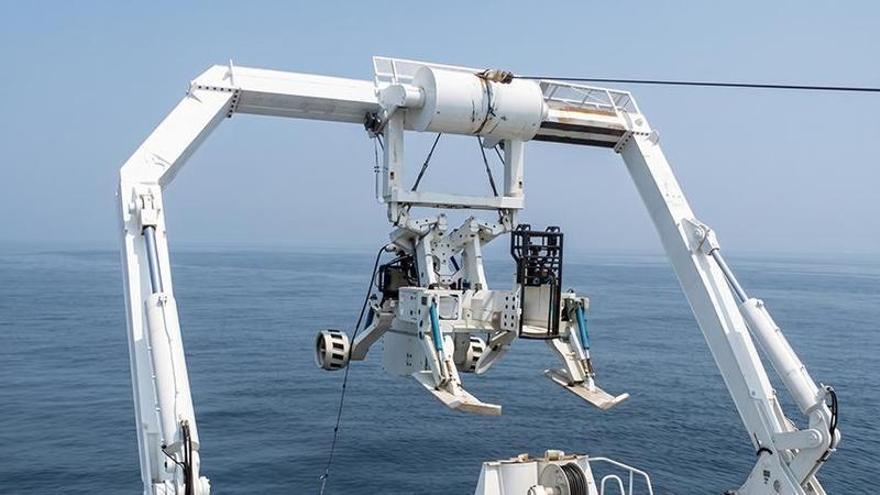 Industrias Ferri se expande a Canadá junto a la firma Cellula Robotics: creará sistemas para la manipulación de vehículos no tripulados