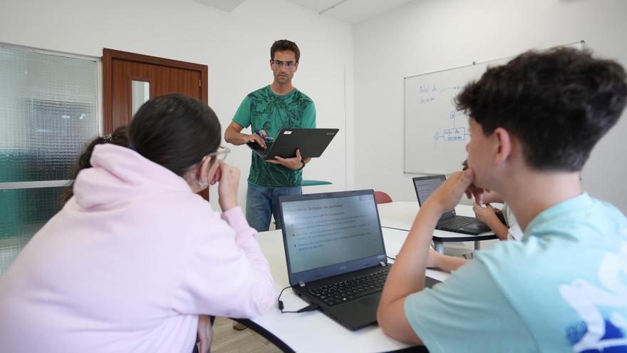 La inteligencia artificial se aplica ya en 60 centros educativos de Córdoba