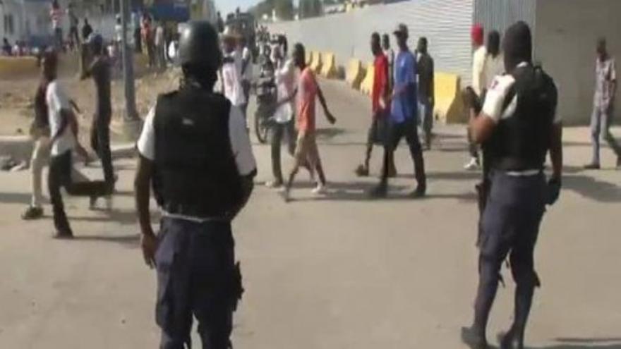 Multitudinaria marcha en Haití contra el presidente Martelly