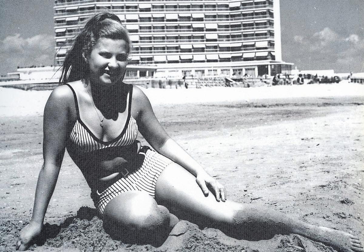 Turista en la Manga, años sesenta.