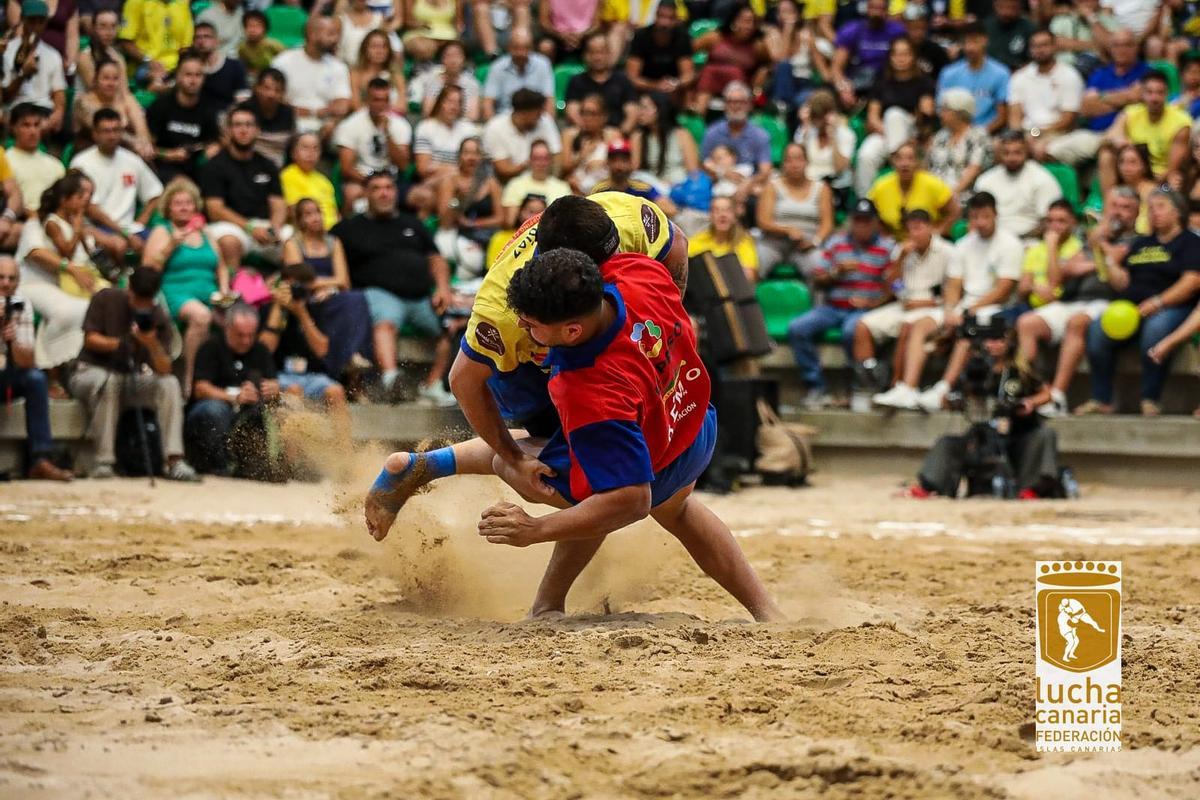 El Chimbesque, mejor equipo de Canarias de lucha canaria
