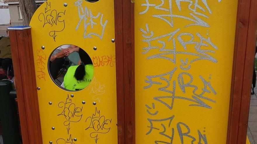 Villaralbo denuncia las pintadas que llenan desde hace días el pueblo | AYUNTAMIENTO DE VILLARALBO