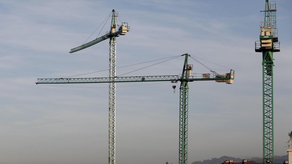 Pisos en construcción en la ciudad.