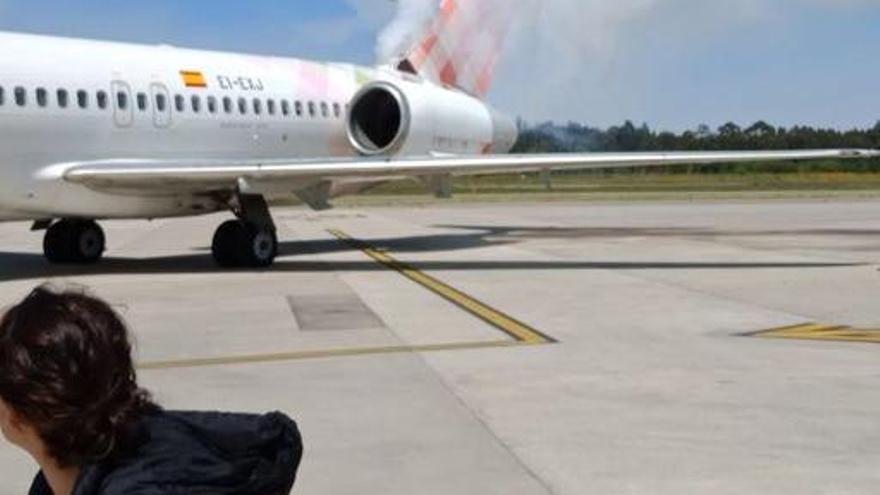 Un fallo en la unidad de potencia causó la alarma por humo en un avión de Volotea en Asturias