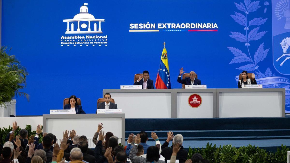 El Parlamento de Venezuela aprueba el acuerdo energético con Estados Unidos