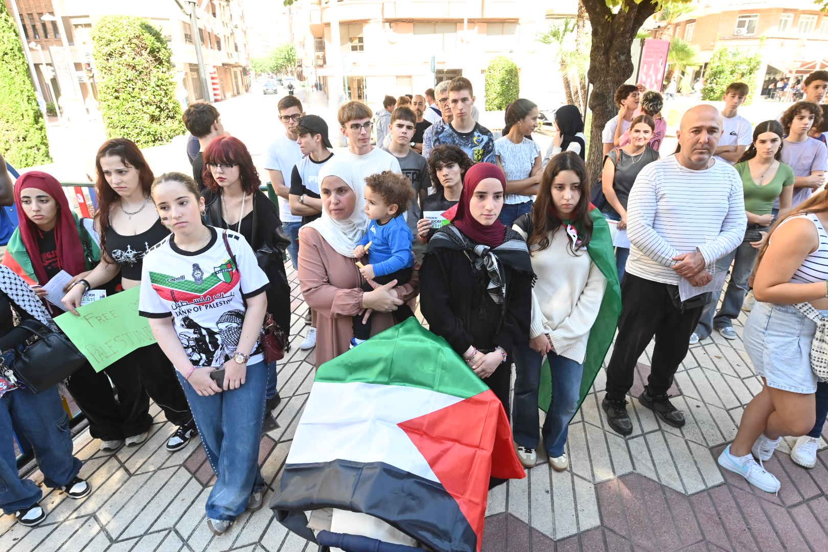 Galería de imágenes: Estudiantes de Castellón en protesta por Palestina