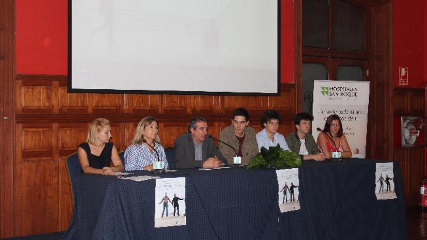 Herminia Rodríguez, Carmen Armas, Francisco Moreno, Fabrizio Santana, Adrián Muñoz, Javier Erro y Elizabeth López.