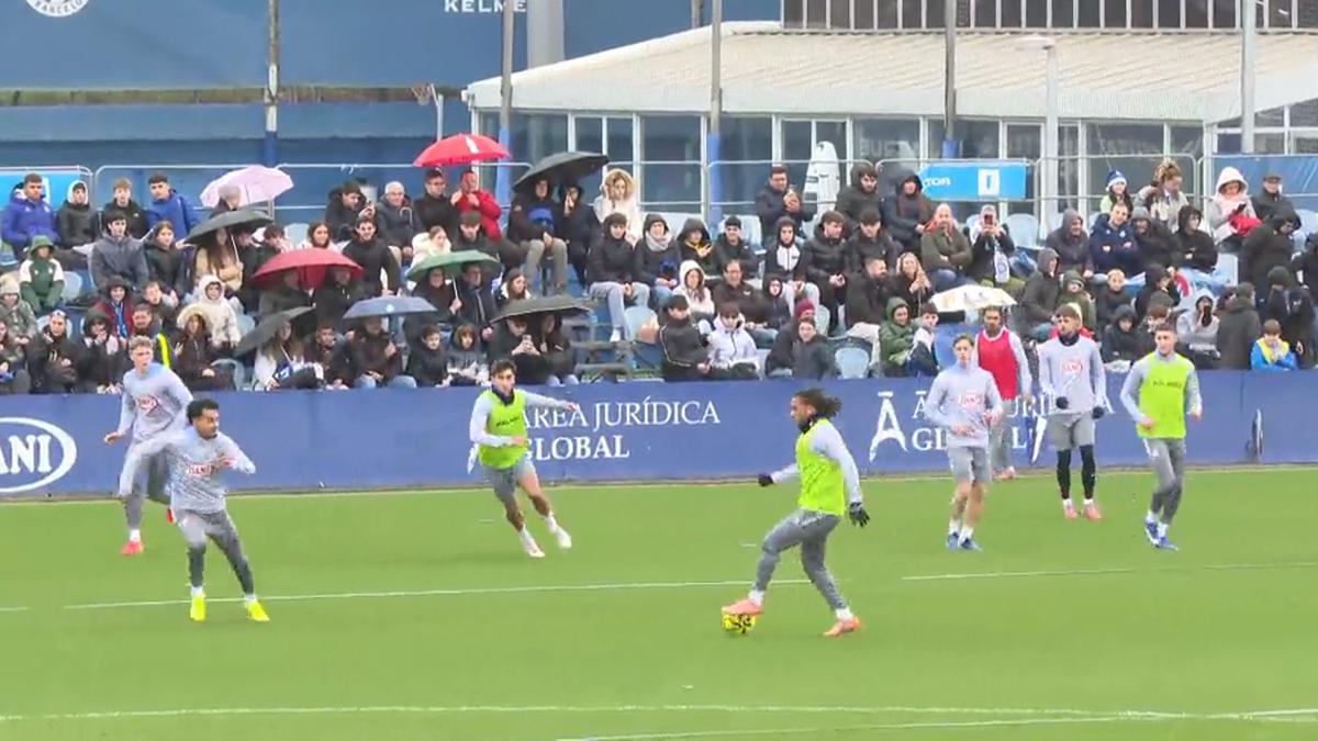 El Espanyol entrena a puertas abiertas para la afición