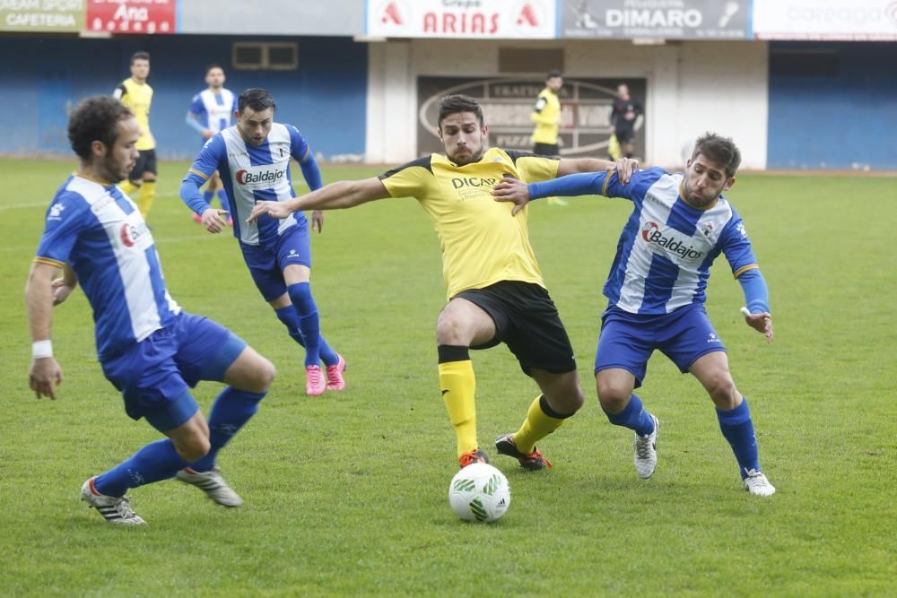 El partido entre el Avilés y el Llanera, en imágenes