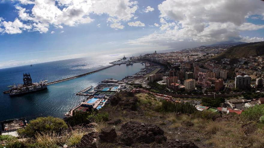 Santa Cruz, una de las más feas de España