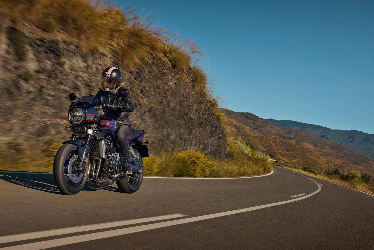 Honda CB1000F: el regreso de una leyenda con alma ochentera