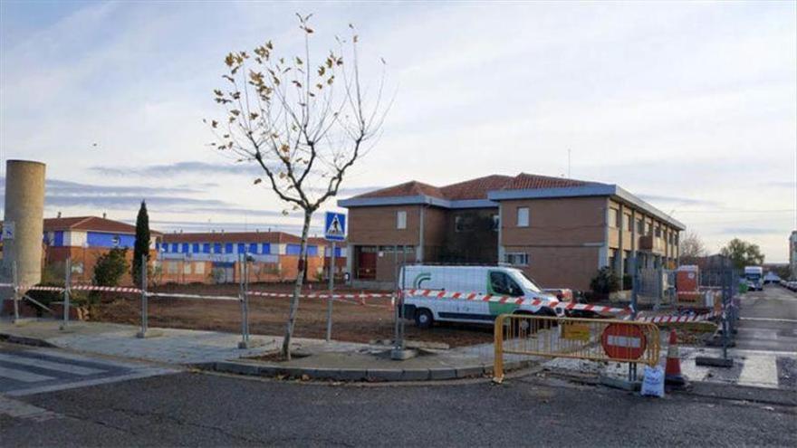 Avanzan las obras para unir los aularios de Infantil y Primaria en Cariñena