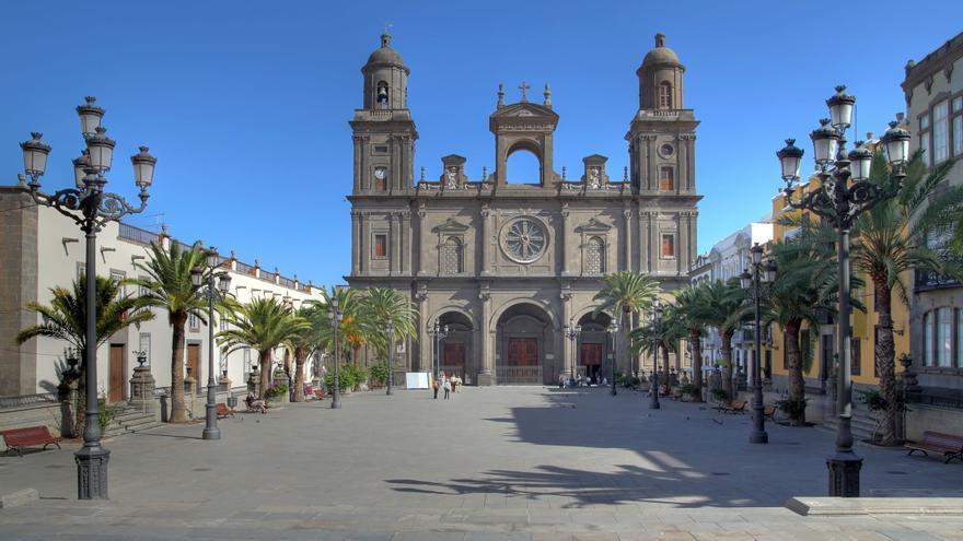 La UD Las Palmas se suma a la propuesta para declarar Patrimonio de la Humanidad a Vegueta-Triana