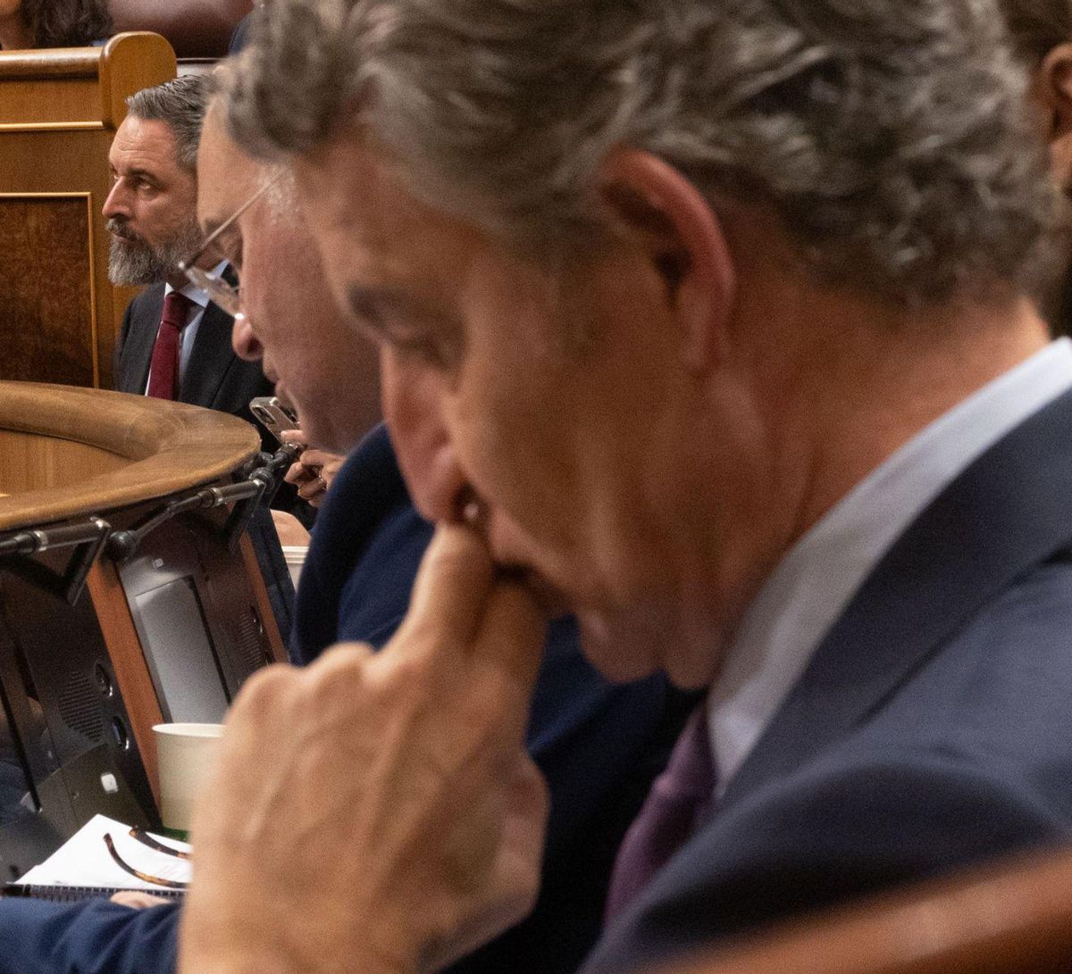 La relació entre el PP i Vox entra en via morta La relació entre el PP i Vox entra en via morta