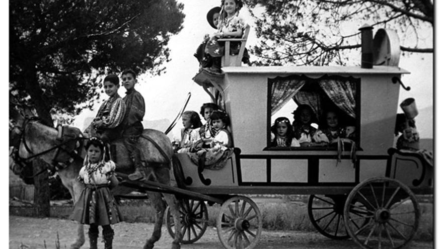 Foto histórica de las fiestas de Moros y Cristianos de Elda.