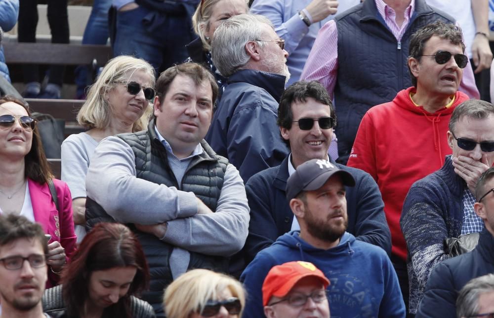 Caras conocidas en la plaza de toros de Valencia