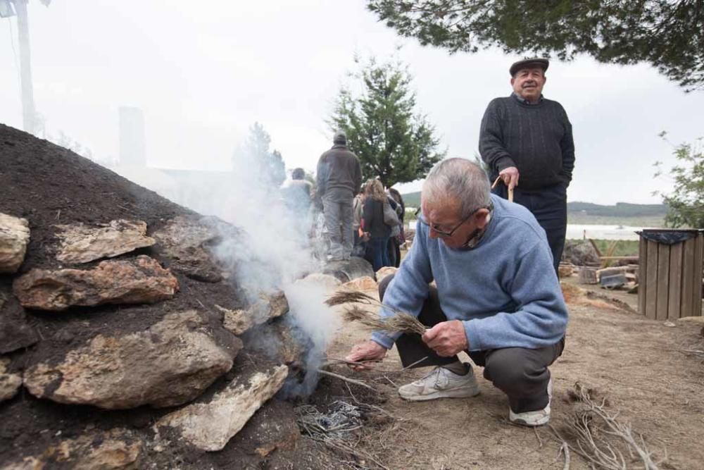 Encendido de la ''sitja'' y actividades lúdicas y educativas