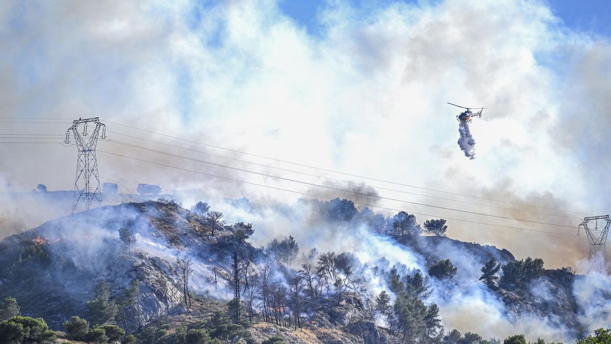 Marsella, la segunda ciudad de Francia, asediada por un violento incendio forestal