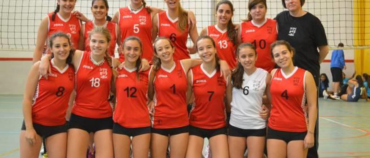 El cadete femenino amplía los éxitos del Xàtiva Voleibol con la final autonómica