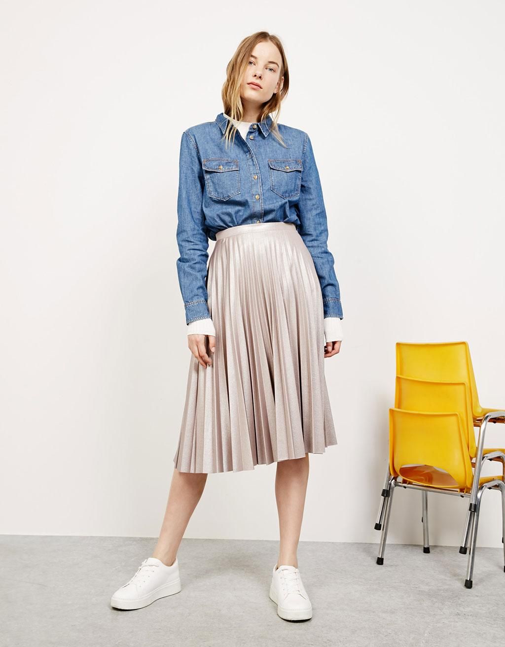 Camisa denim de Bershka (12,59€)